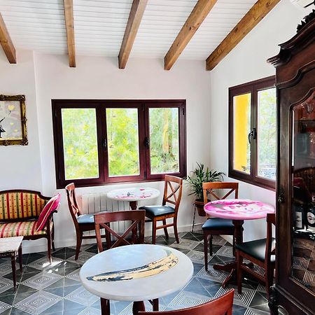 Hotelito Suecia Гранада Экстерьер фото