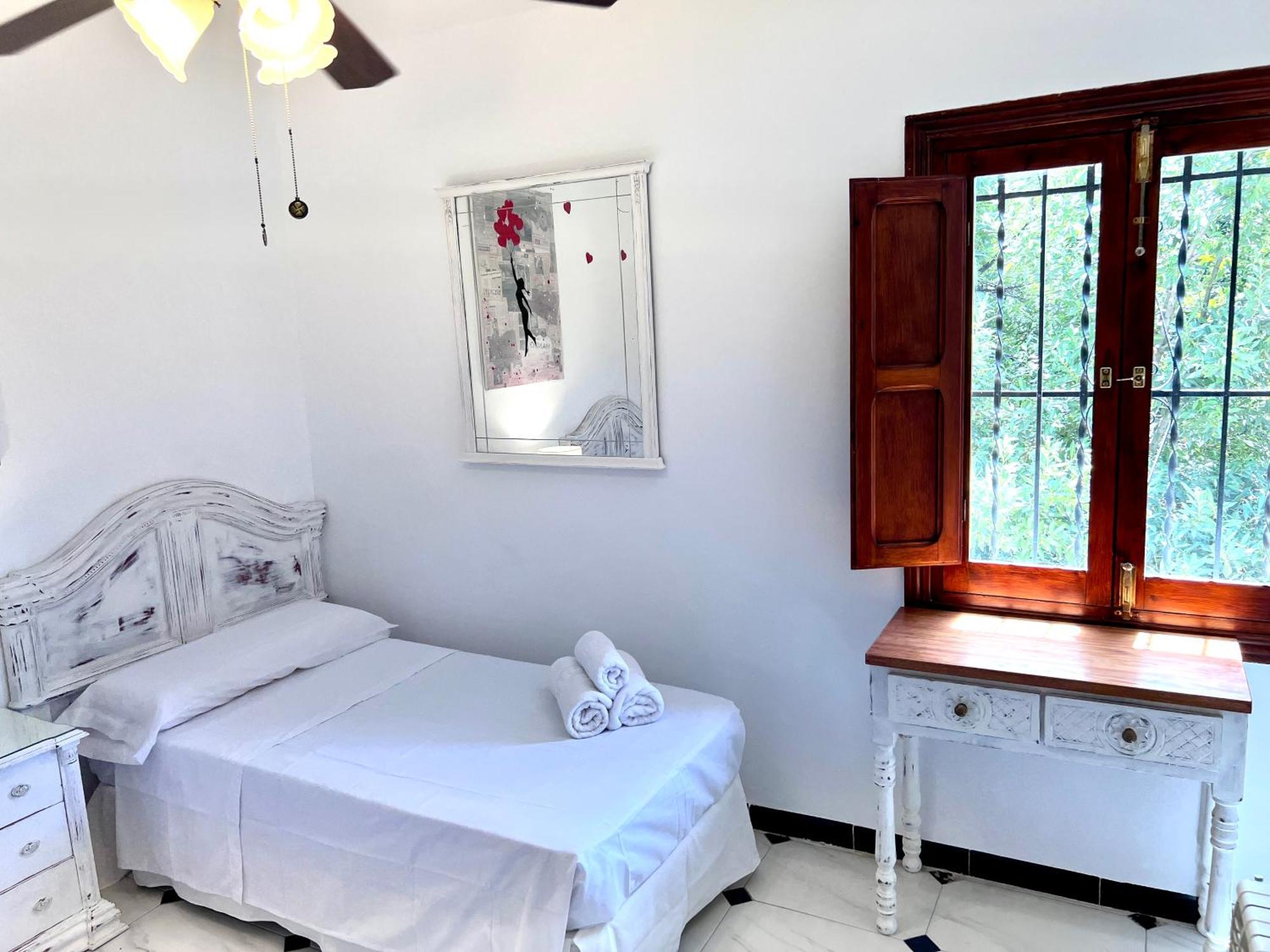 Hotelito Suecia Гранада Экстерьер фото