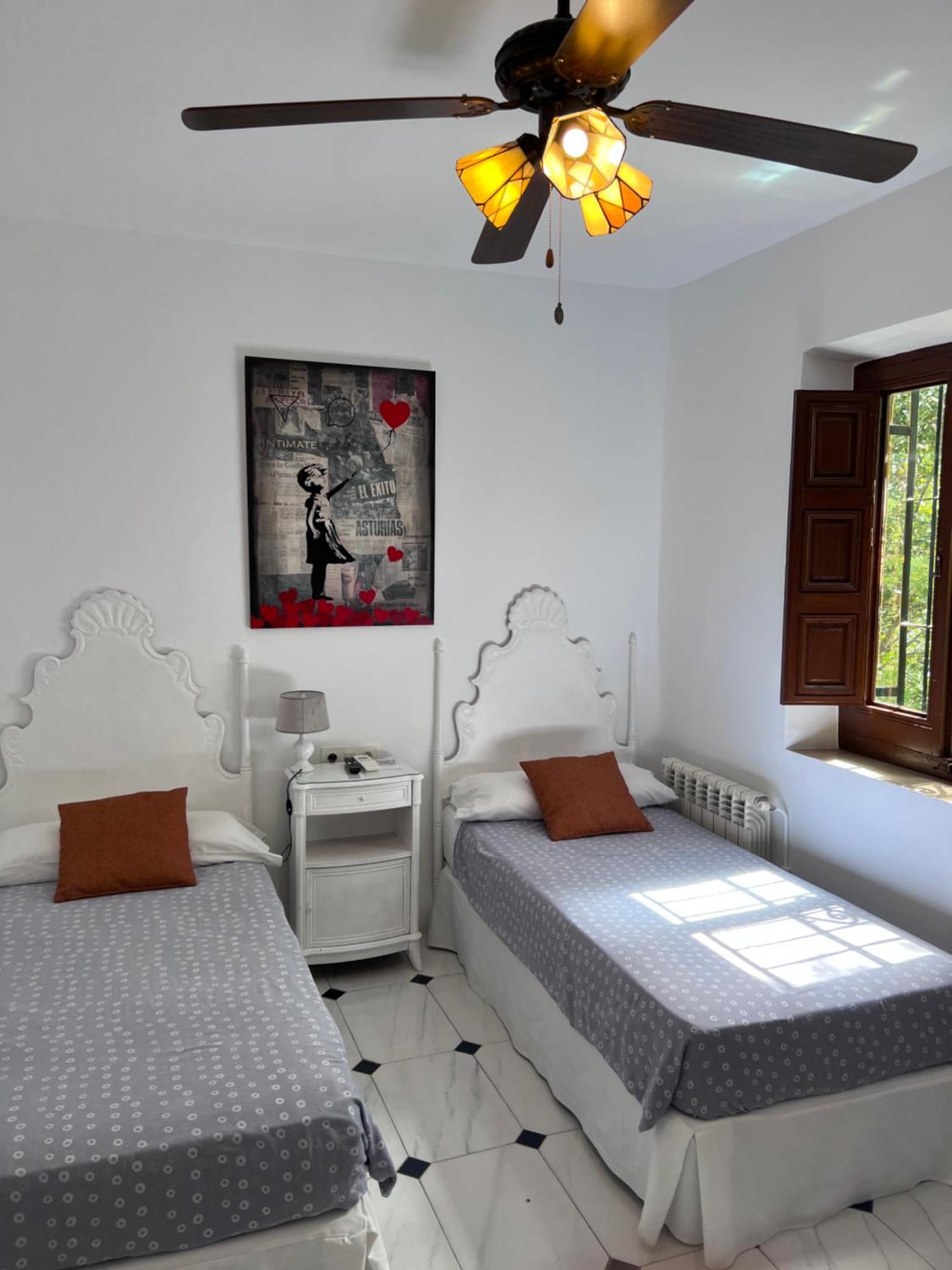 Hotelito Suecia Гранада Экстерьер фото